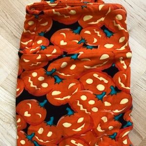 Lularoe OS Halloween leggings brand new